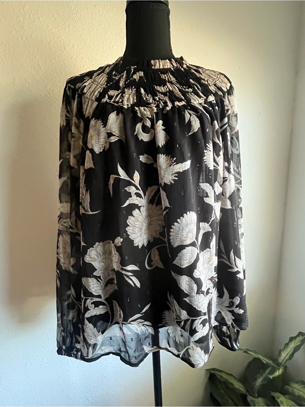 Ann Taylor Black Floral Smocked-Neck Long-Sleeve Blouse
